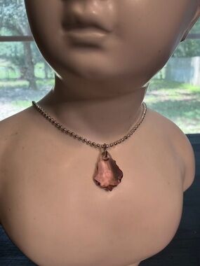 Pink baroque crystal on beaded chain. 16”.
